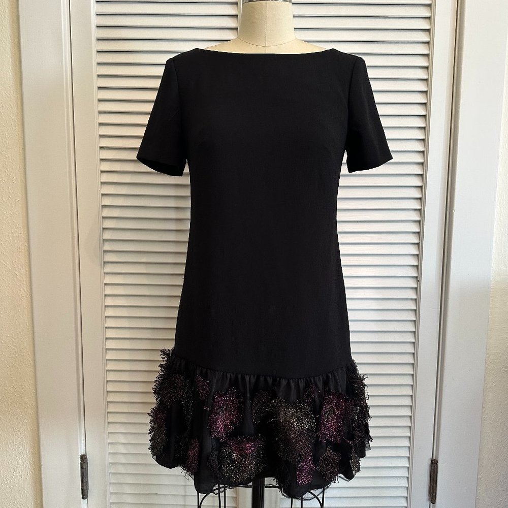 TRINA TURK BLACK LOW BACK SHORT SLEEVED COCKTAIL DRESS. SZ 2. NWT.